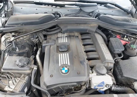 2008 BMW 528Xi из США, поврежденный, VIN WBANV13558C150018